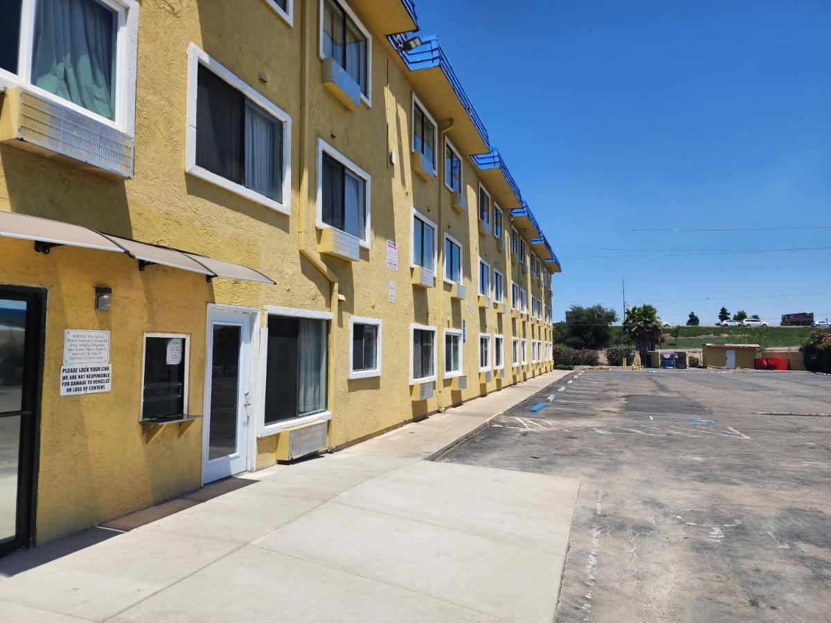 Travelodge By Wyndham Stockton Exterior foto